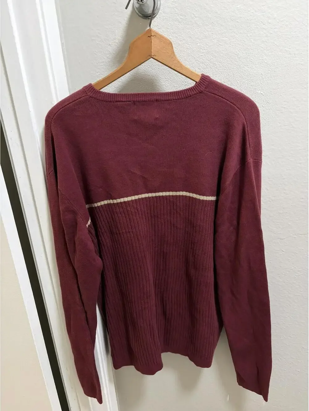 VTG High Sierra Sweater L Maroon Long Sleeve Accent Stripe